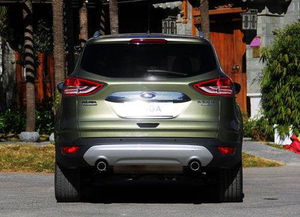 福特汽车有多少员工