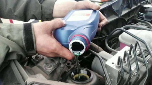 汽车转向机油用多少