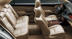 皇冠汽车地毯多少米