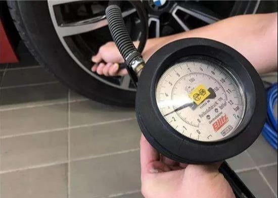 汽车停耗油是多少