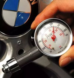 小汽车打气压多少