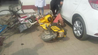 电车刮到汽车赔偿多少