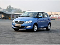 晶锐汽车多少伏