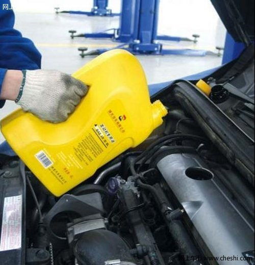 汽车机油打压多少公斤