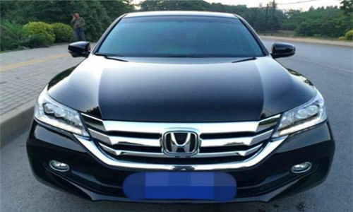 雅阁汽车喷漆价格多少