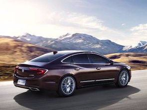 君越汽车多少吨