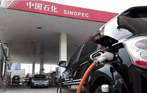 汽车还剩多少要加油 汽车还剩多少要加油