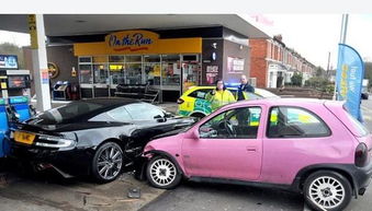 汽车踩油加油多少