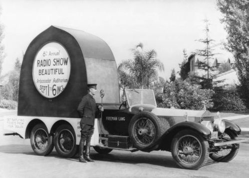 六轮汽车荷载多少