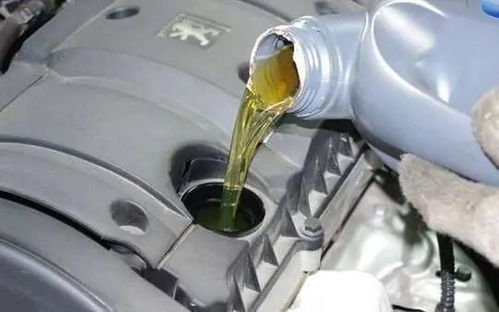 汽车机油用多少量