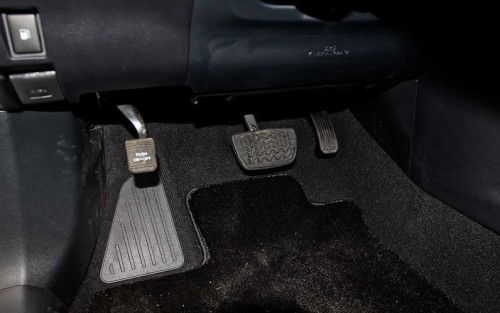 汽车固定踏板承重多少