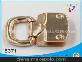 汽车肩带配件价格多少