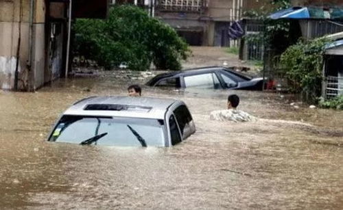 今年大雨淹了多少汽车
