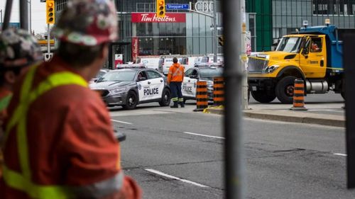 汽车撞人多少力 汽车撞人多少力