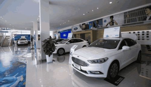 汽车销售大概工资多少