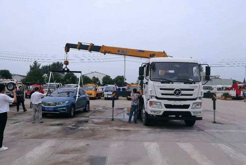 汽车脱困救援收费多少