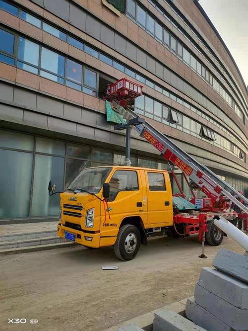 汽车吊车高多少