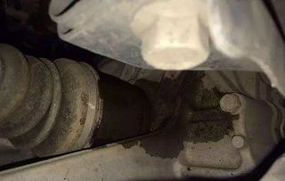 汽车油箱最少含油多少