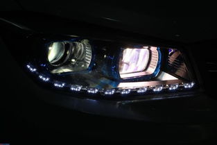 普通汽车大灯多少流明