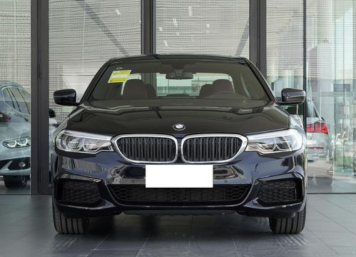 汽车宝马多少公里保养