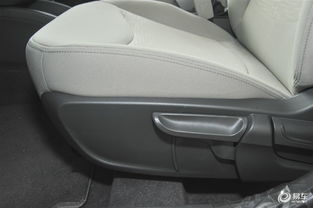 汽车天窗调整高低多少 汽车天窗调整高低多少