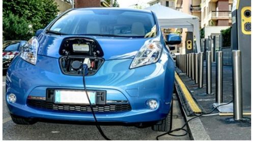 汽车旅游买多少电池 汽车旅游买多少电池