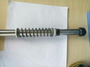 汽车弹减震硬度多少