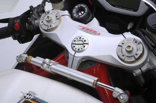 汽车顶级多少缸