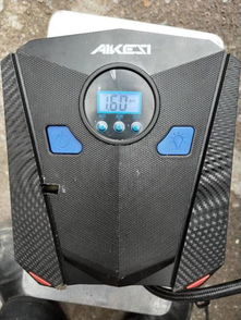 小汽车充多少气压 小汽车充多少气压