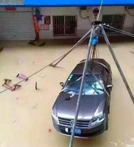 汽车被水淹还值多少