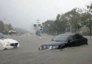 龙南水淹了多少汽车