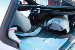 我国汽车共多少座位