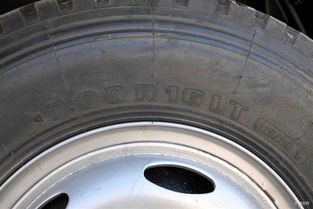 汽车单个轮胎重量多少