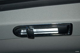 汽车后排挂钩宽度多少 汽车后排挂钩宽度多少