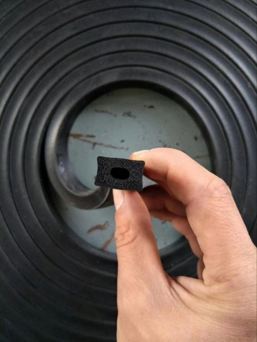 汽车橡胶硬度多少正常