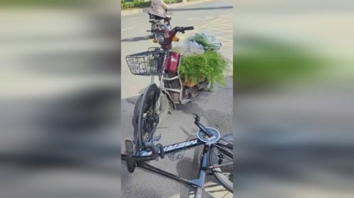 单车撞到汽车赔偿多少