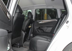 汽车五座油耗多少