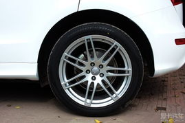 汽车大脚踩油费多少