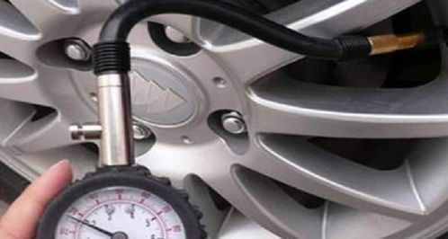 汽车胎压多少格