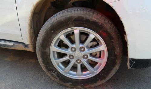 汽车爆胎多少正常 汽车爆胎多少正常