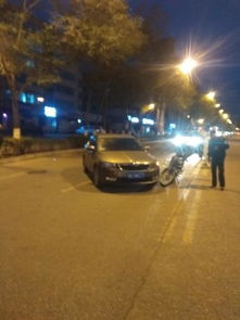 汽车左拐打多少 汽车左拐打多少