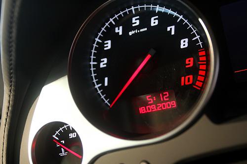 汽车启动转速为多少 汽车启动转速为多少