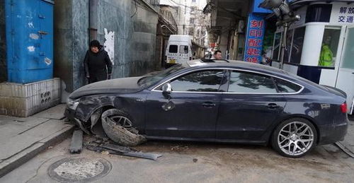 汽车撞到墙多少厘米