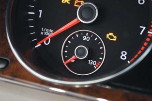 汽车夏季温度多少合适