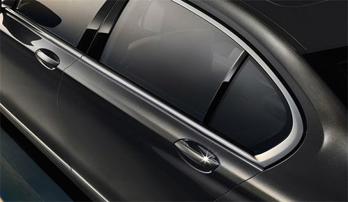 小汽车宽度是多少