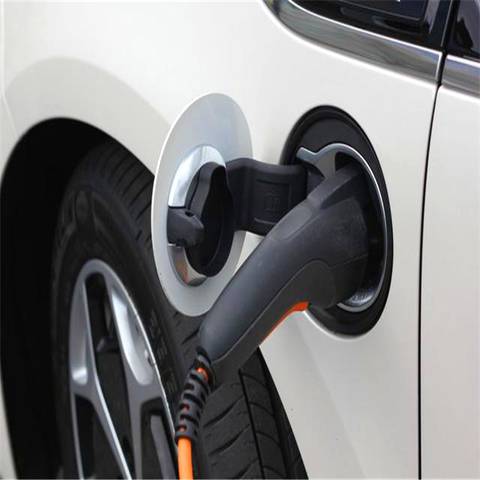 汽车冬天加油多少正常 汽车冬天加油多少正常