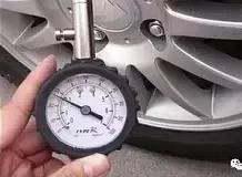 汽车气压多少最合适