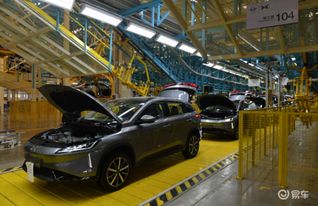 汽车满载能承重多少