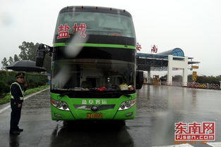 大雨汽车时速多少安全