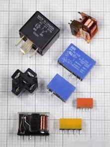 汽车继电器电压多少